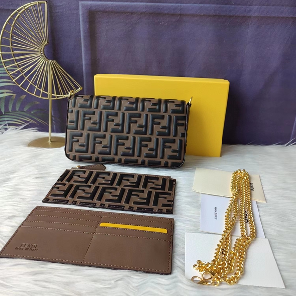 スーパーコピーブランドバッグ背面デザイン